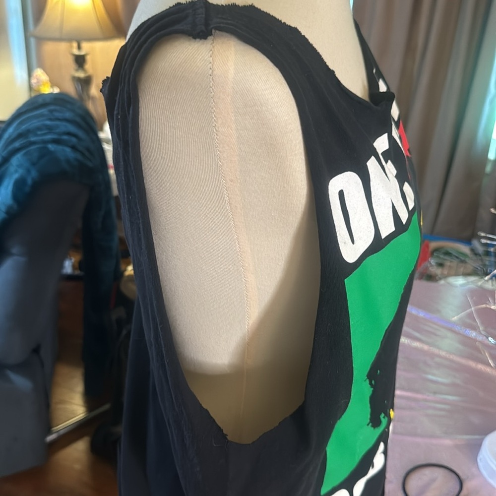 Bob Marley cut up Tank - Picture 3 of 4